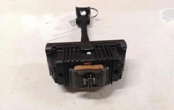 BMW 1 E81 E87 Front door check strap stopper 7164623