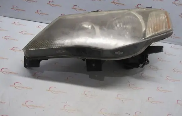 Mitsubishi Outlander Headlight/headlamp 
