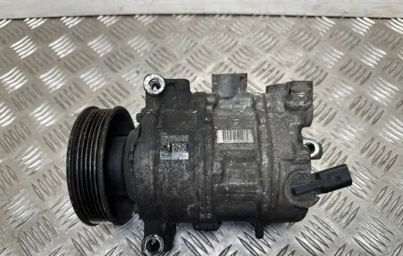 Volkswagen PASSAT B8 Air conditioning (A/C) compressor (pump) 5Q0820803F