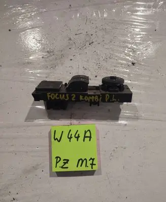 Ford Focus Electric window control switch 3M5T14529CE 03168003