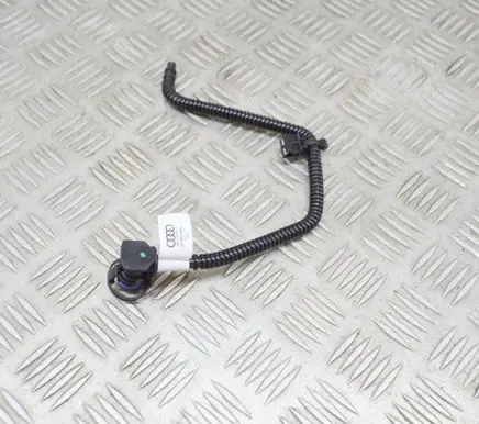 Audi Q8 Air intake hose/pipe 4M0915501F