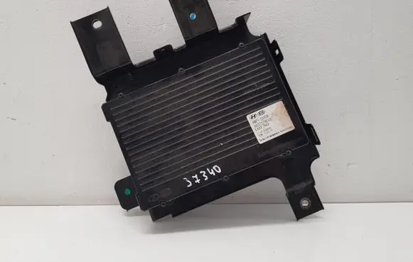 Hyundai Santa Fe Sound amplifier 963702W000 AMP150DM