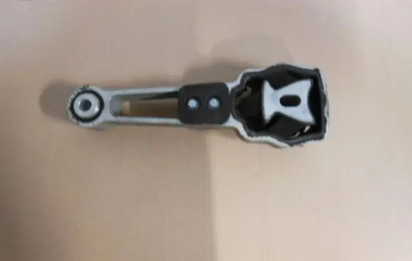Jaguar E-Pace Engine mount bracket