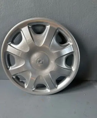 Renault Scenic I R15 wheel hub/cap/trim 7700422941