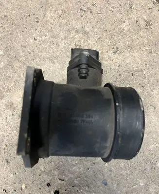 Nissan Terrano Mass air flow meter 226807F405 0281002594