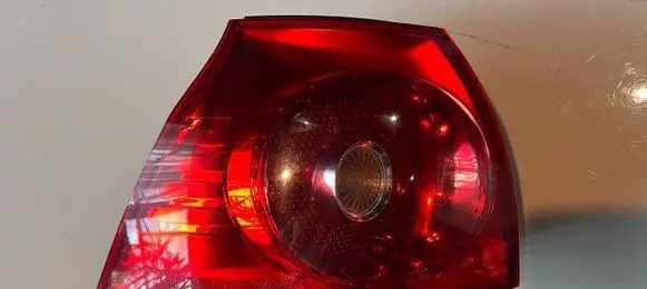 Volkswagen Golf V Rear/tail lights 1K6945095Q 89031704