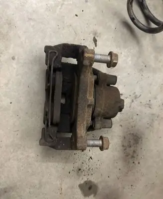 Volkswagen Tiguan Front brake caliper