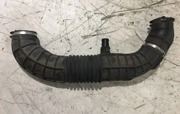 Ford Transit Custom Turbo air intake inlet pipe/hose CC119C623CG