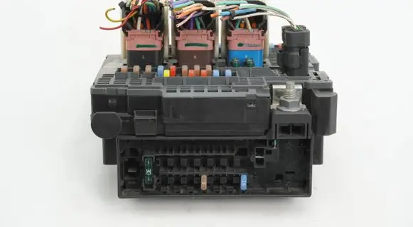 Citroen C4 II BSM Control unit 9674921680