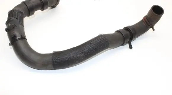Renault Trafic III (X82) Engine coolant pipe/hose