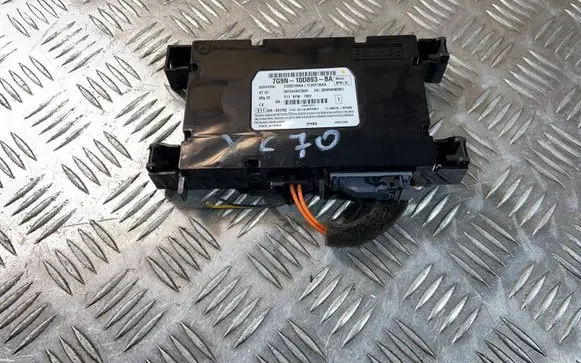 Volvo XC70 Bluetooth control unit module 7G9N10D893BA 7G9N10D893 31282129AA