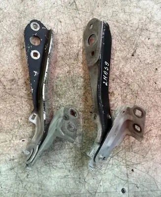Renault Master III Engine bonnet/hood hinges 654000006R