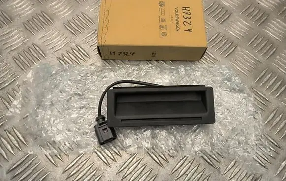 Volkswagen Touareg I Tailgate/trunk/boot exterior handle 1J0827566L