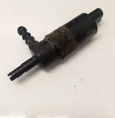 Volkswagen Golf VI Headlight washer pump 3B7955681