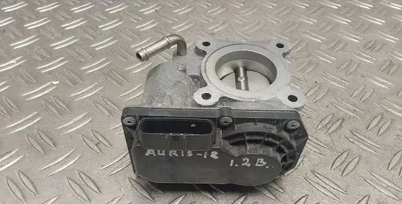 Toyota Auris E180 Throttle valve 2203047080