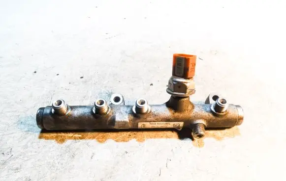 Audi Q7 4L Fuel main line pipe 059130758K 059130089AH