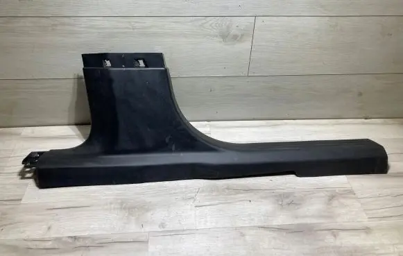 DS Automobiles 3 Crossback (B) pillar trim (bottom) 9820798777
