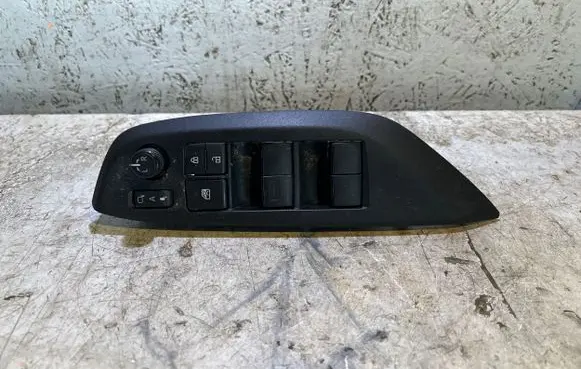 Toyota Yaris Cross Electric window control switch 840400D020 TM0D02 2900C34