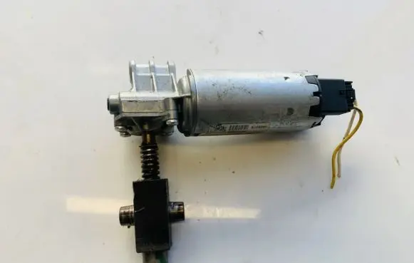 Peugeot 407 Seat adjustment motor 9448122l 050607a