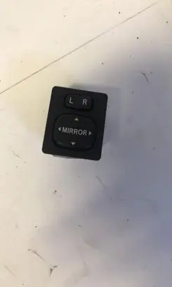 Toyota Corolla Verso E121 Wing mirror switch 769746A 183574