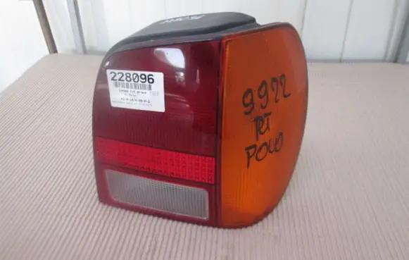 Volkswagen Polo III 6N 6N2 6NF Rear/tail lights