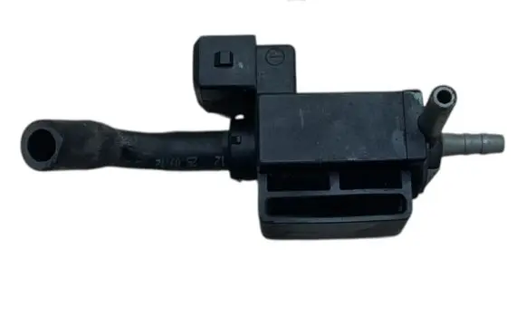 Jaguar XF X250 Turbo solenoid valve 70243600