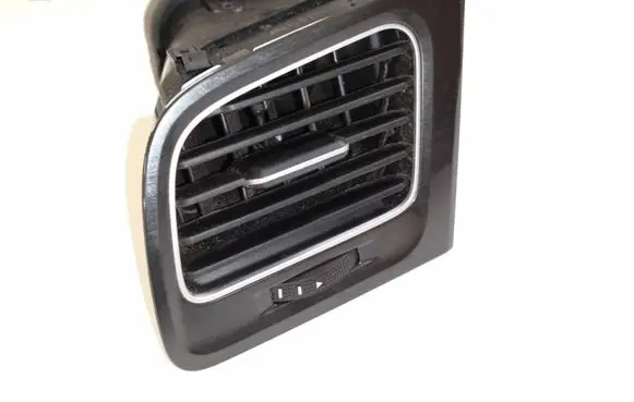 Volkswagen Golf VII Dashboard side air vent grill/cover trim 5G1819709 5G1810247