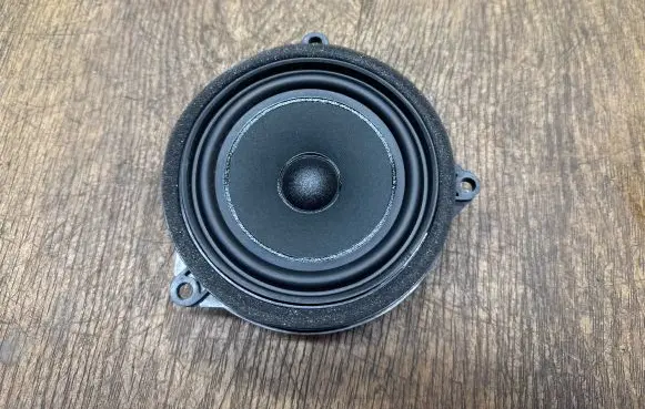 BMW 1 F40 Front door speaker 10597510 8715685