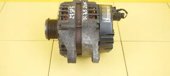 Hyundai ix35 Generator/alternator 373002F100 D4HA