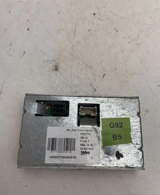 Volkswagen PASSAT B7 Light module LCM 89393773