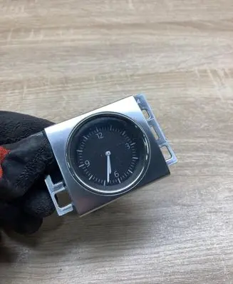 Volkswagen PASSAT B6 Clock 3AA919204A
