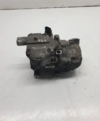 Toyota Prius (XW30) Air conditioning (A/C) compressor (pump) 0422000420
