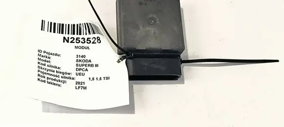 Skoda Superb B8 (3V) Central body control module 5Q0906093B