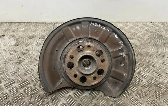 Citroen C4 Grand Picasso Rear wheel hub