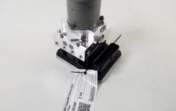 Mercedes-Benz E W213 ABS Pump A2134314501