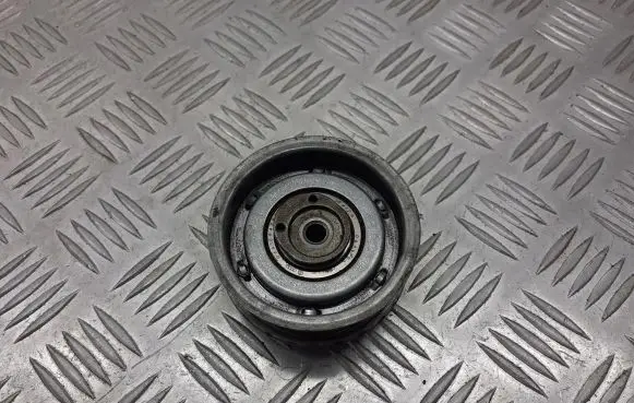 Audi A4 S4 B5 8D Timing belt tensioner pulley 06A109479F