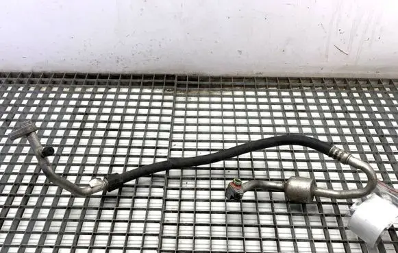 Ford Kuga II Air conditioning (A/C) pipe/hose