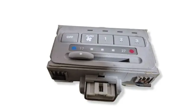 Mitsubishi Grandis Climate control unit