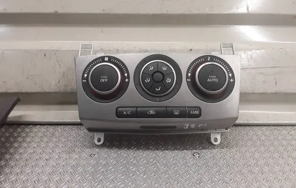 Mazda 3 I Climate control unit