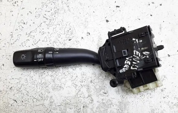 Toyota Avensis T220 Light switch 8414044030