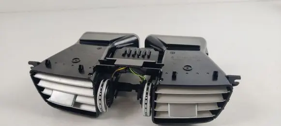 Mercedes-Benz E W212 Dash center air vent grill A2128303154