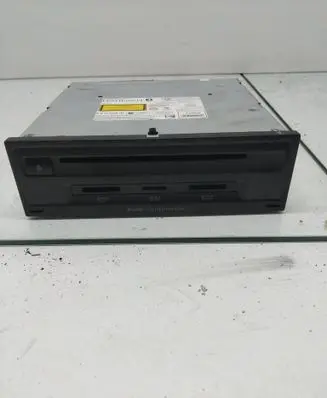 Audi A6 S6 C6 4F Radio/CD/DVD/GPS head unit 4E0035670F 75489378 4E0035670C