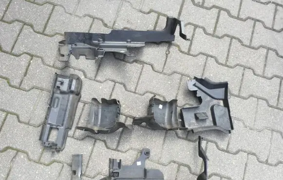 Volvo XC60 Radiator trim 