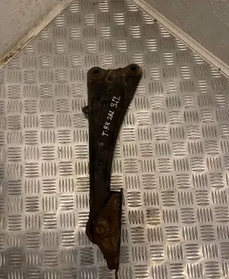 Toyota RAV 4 (XA30) Rear control arm