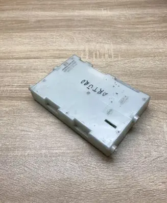 Infiniti FX Air conditioner control unit module 27760CL000