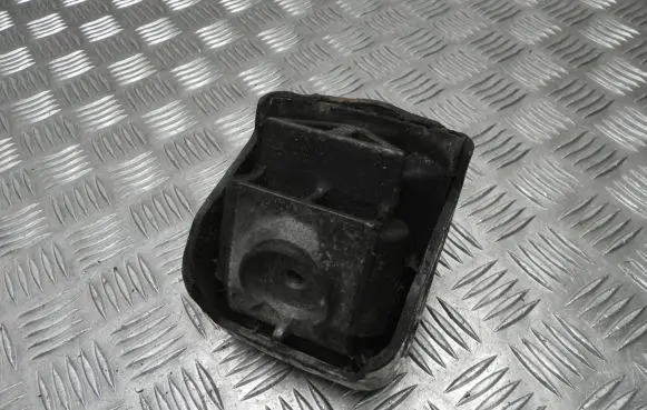 Mercedes-Benz Sprinter W907 W910 Engine mount bracket A9062411713G VD16170
