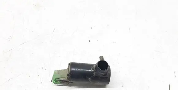 Mitsubishi Pajero Windscreen/windshield washer pump 8603101260