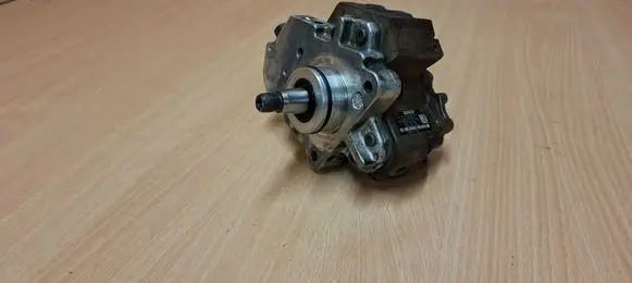 Renault Espace - Grand espace IV Fuel injection high pressure pump 8200586851 8200041766 0445010033
