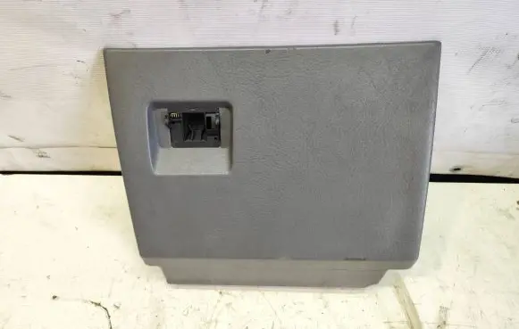 Ford Sierra Glove box 90gga06027aa