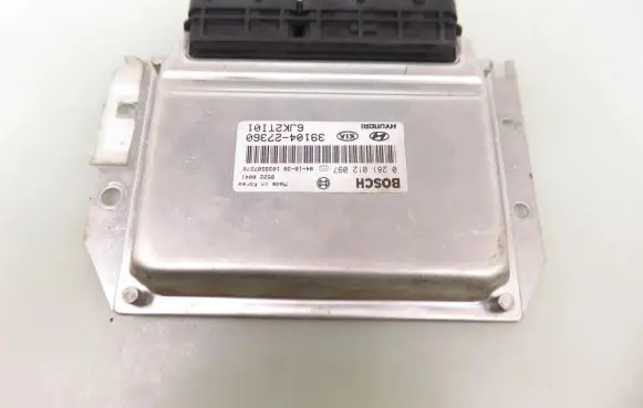 KIA Sportage Engine control unit/module 3910427360 0281012097